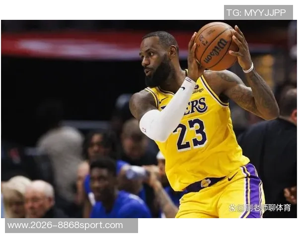 詹姆斯对琼斯泄密比赛信息表示失望原本希望助其进入教练行业 詹姆斯对琼斯泄密比赛信息表示失望原本希望助其进入教练行业