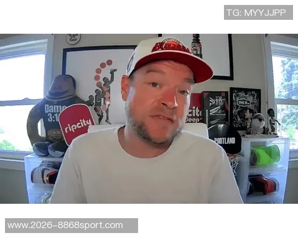 比卢普斯称赞杨瀚森展现出色比赛节奏与精彩表现 比卢普斯称赞杨瀚森展现出色比赛节奏与精彩表现