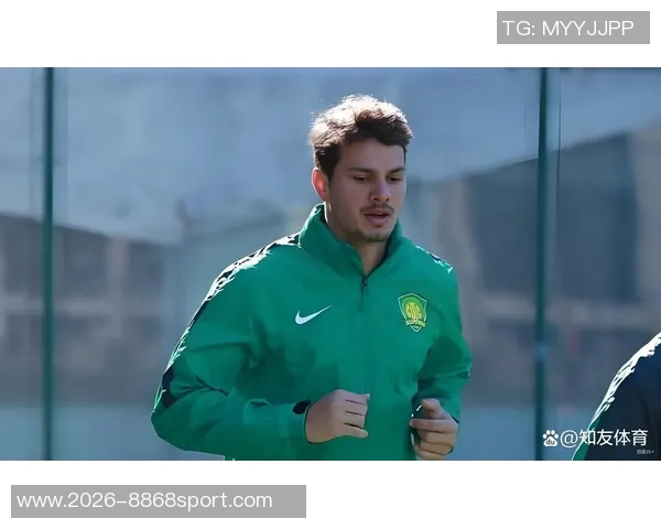 巴乙银靴克莱伯今日傍晚抵达云南助力球队新征程 巴乙银靴克莱伯今日傍晚抵达云南助力球队新征程