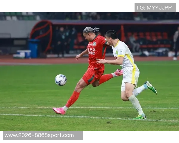 河南球迷热情高涨足协杯决赛现场人潮涌动北京球迷人数相对较少 河南球迷热情高涨足协杯决赛现场人潮涌动北京球迷人数相对较少